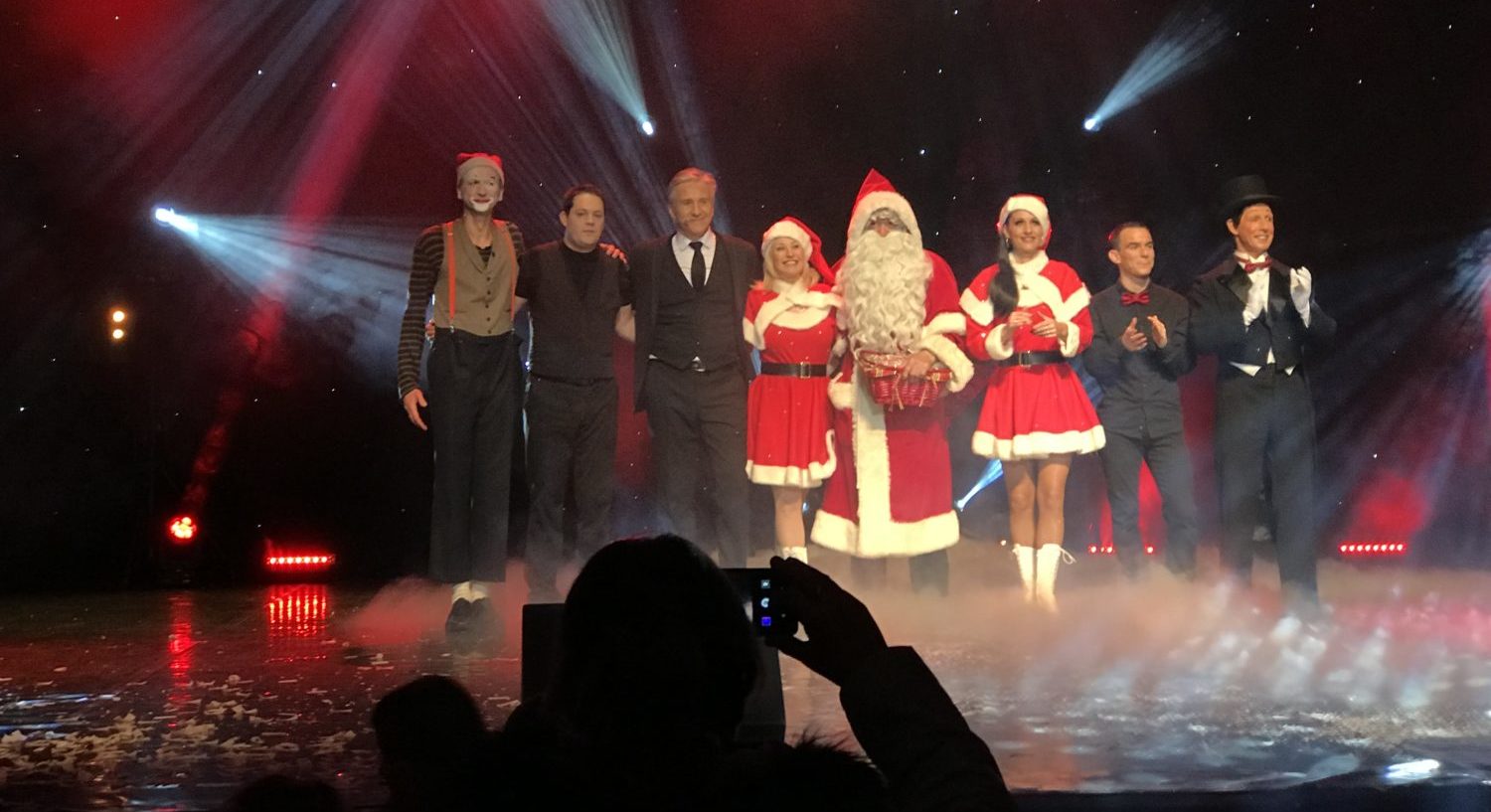 "Le Cabaret Magique du Père Noël" - Philippe Bonnemann, magicien